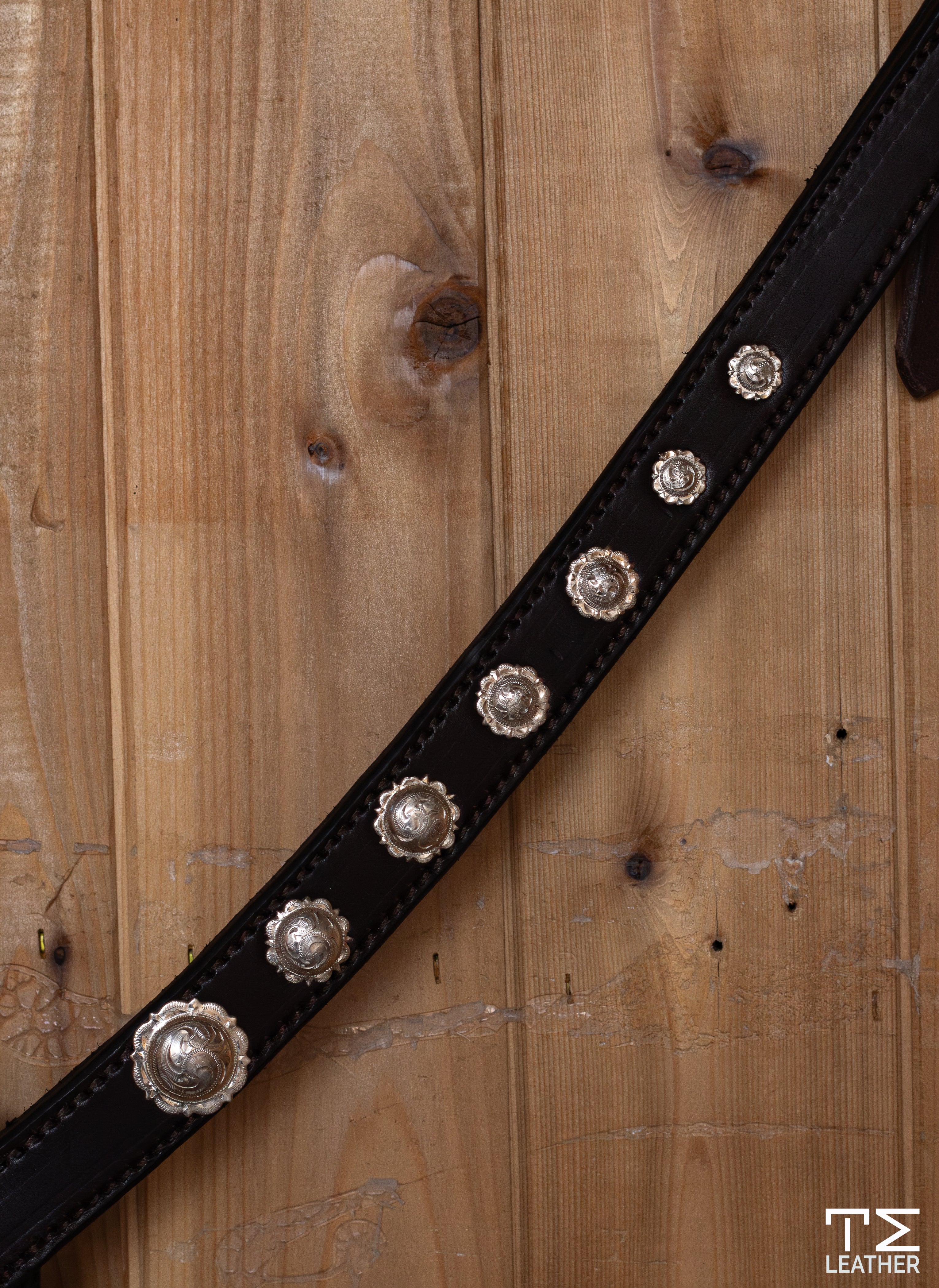 1" Chocolate Breast Collar w/ Engraved Silver Plated 7 Graduating Scalloped Round Raised Conchos