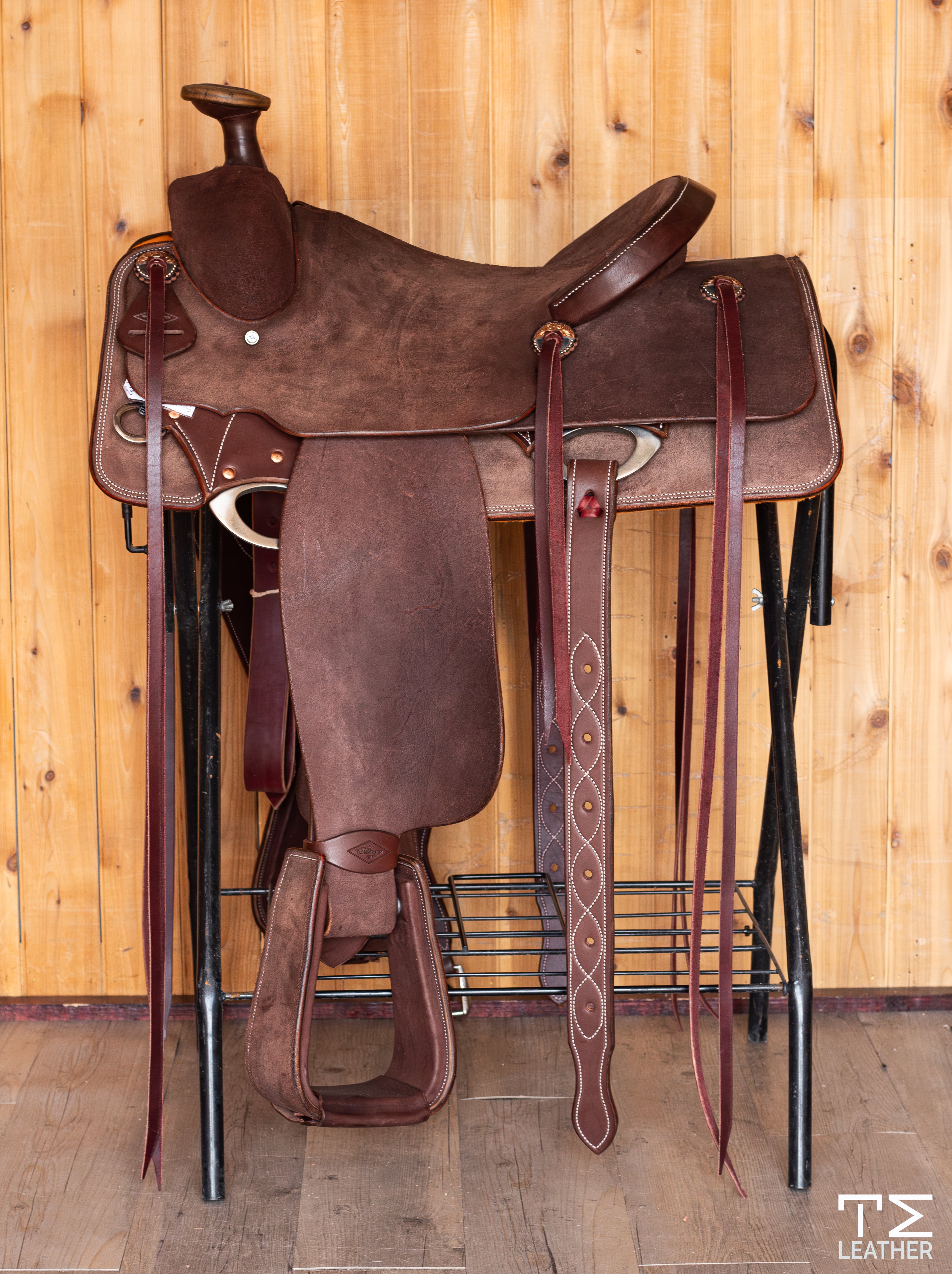 Team Roper Saddle 15" Chocolate Roughout