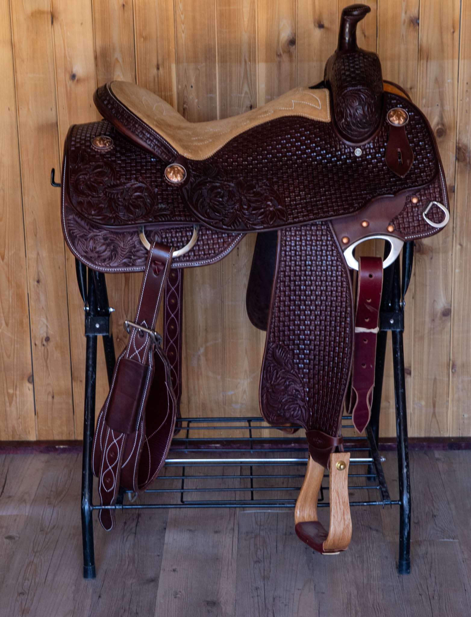 Ranch Cutter Saddle 16.5" Chocolate w/ Floral and Bamboo Accents