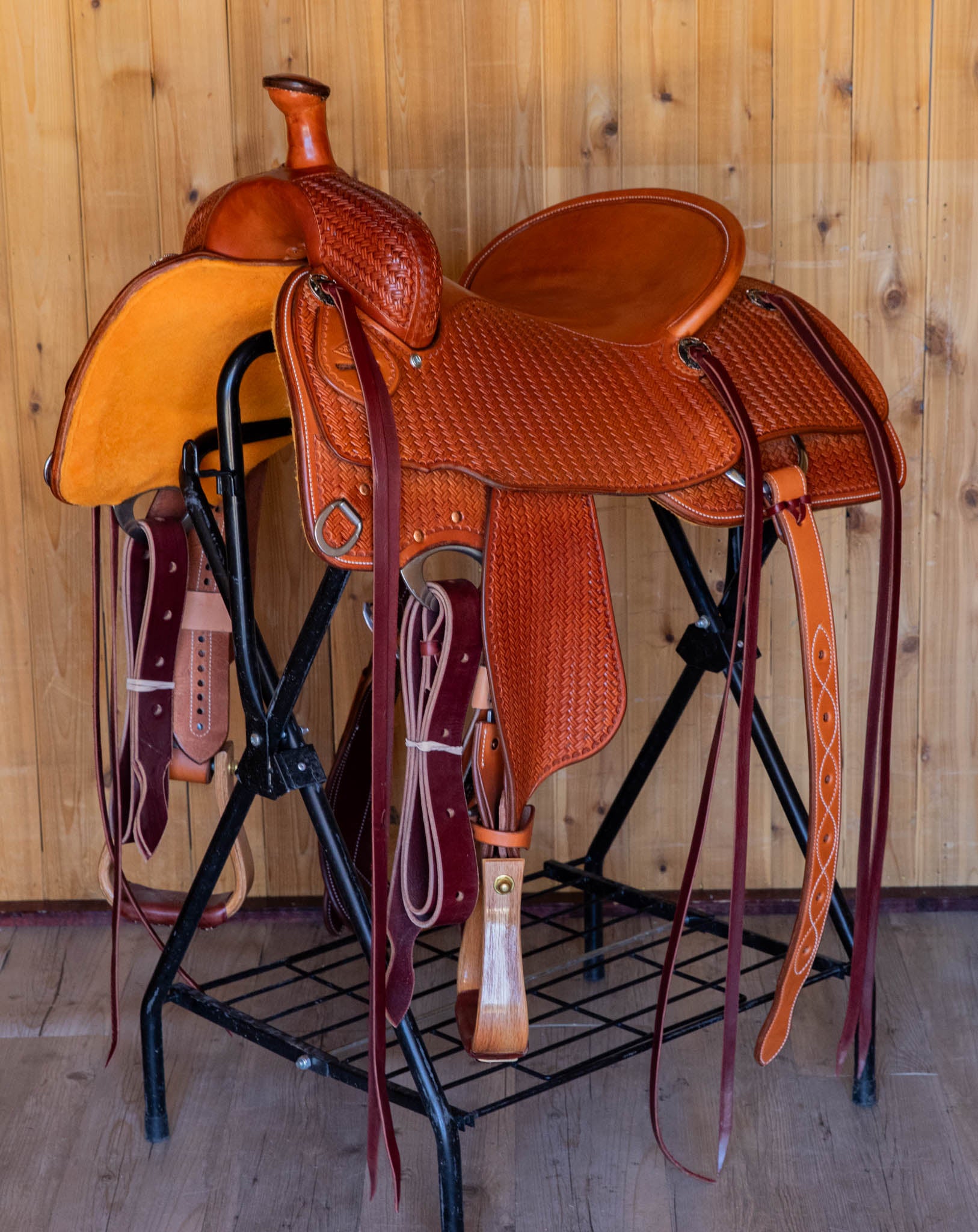 Ranch Cutter Saddle 16.5" Natural with Bamboo Stamping