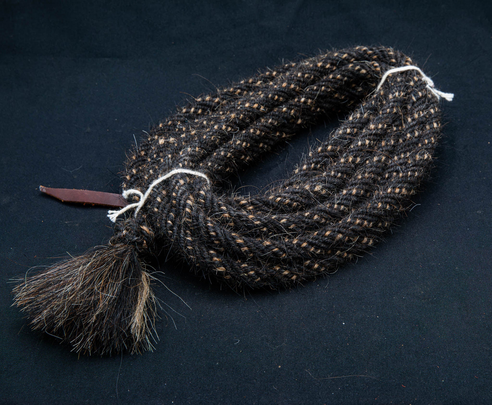 5/8" Black w/ Brown Accents Horsehair Mecate