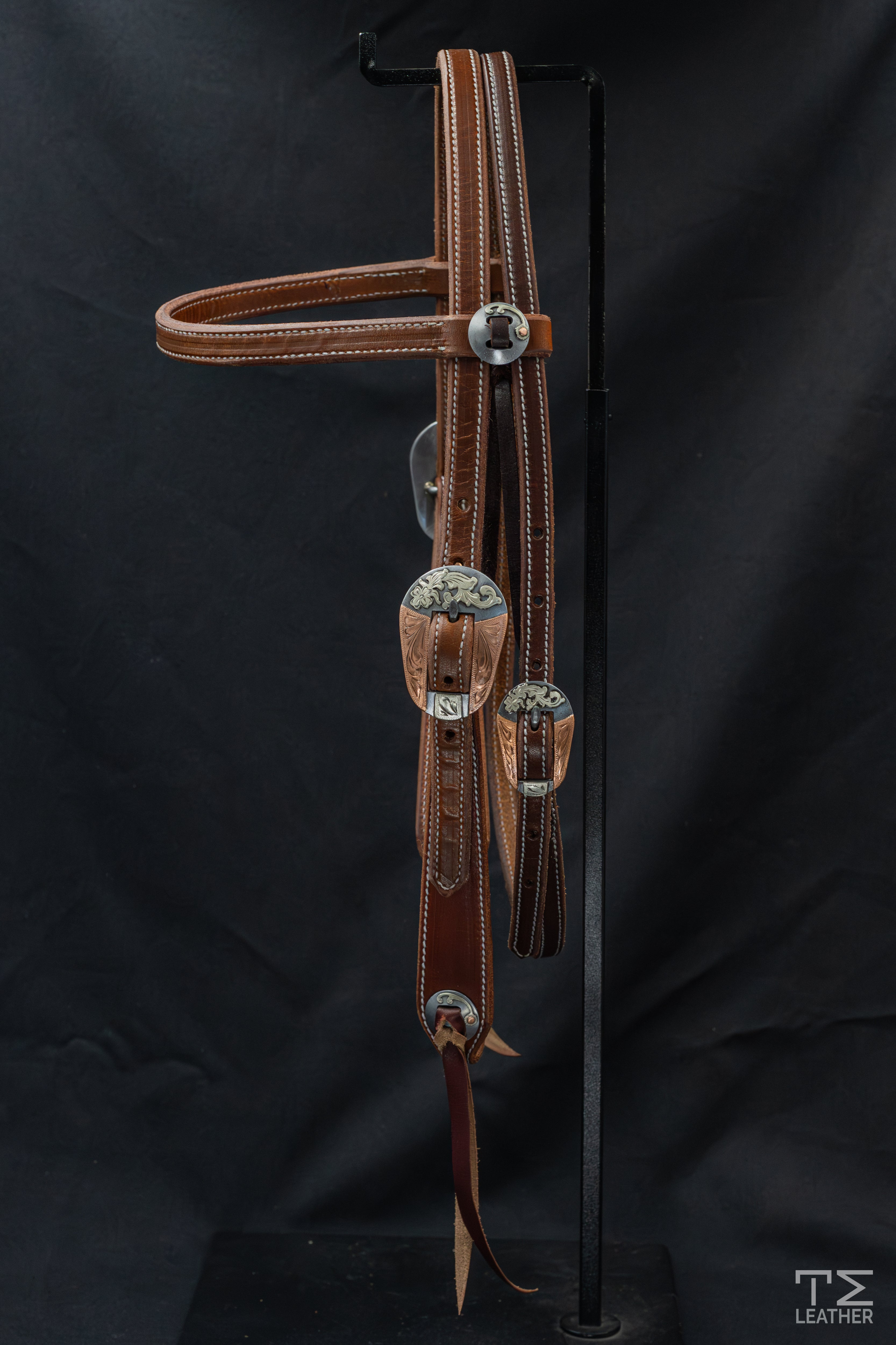 Working Browband w/ TM Leather Silver Tapered Oval Floral & Copper Buckles & Matching Round Conchos